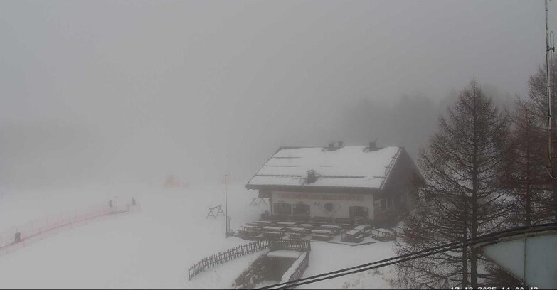 Webcam Vigo di Fassa-Pera-Ciampedie - Vigo - verso Sassolungo e Pordoi