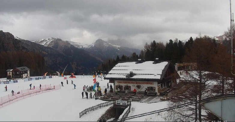 Webcam Vigo di Fassa-Pera-Ciampedìe - Vigo - verso Sassolungo e Pordoi