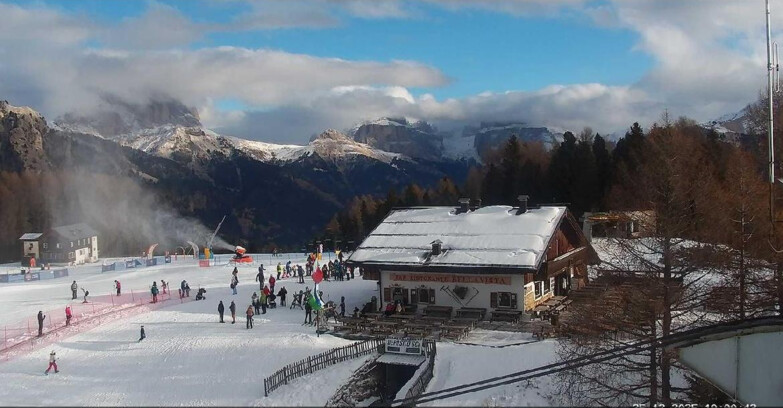 Webcam Vigo di Fassa-Pera-Ciampedìe - Vigo - verso Sassolungo e Pordoi
