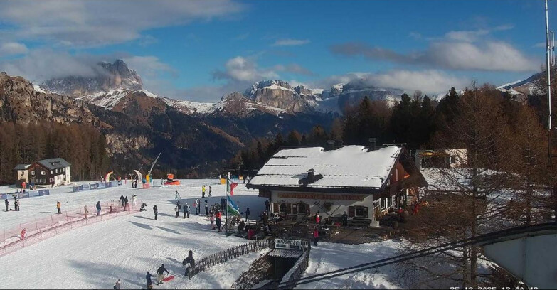 Webcam Vigo di Fassa-Pera-Ciampedìe - Vigo - verso Sassolungo e Pordoi