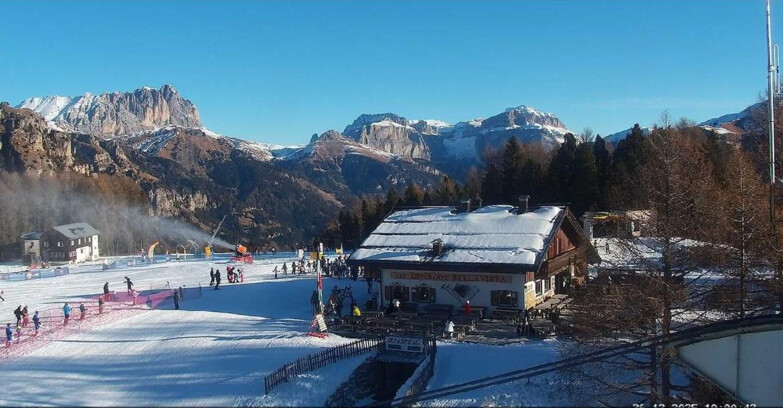 Webcam Vigo di Fassa-Pera-Ciampedìe - Vigo - verso Sassolungo e Pordoi