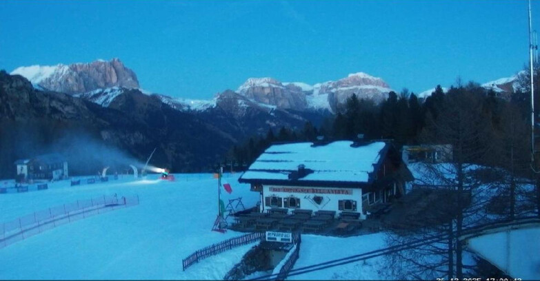 Webcam Vigo di Fassa-Pera-Ciampedie - Vigo - verso Sassolungo e Pordoi