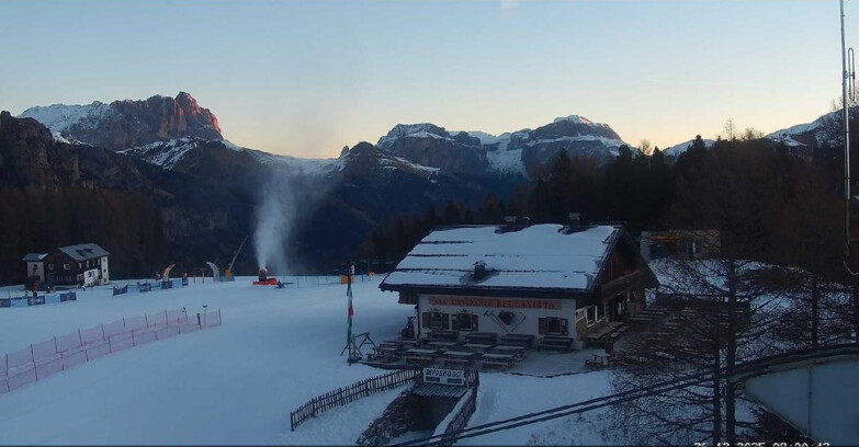 Webcam Vigo di Fassa-Pera-Ciampedìe - Vigo - verso Sassolungo e Pordoi