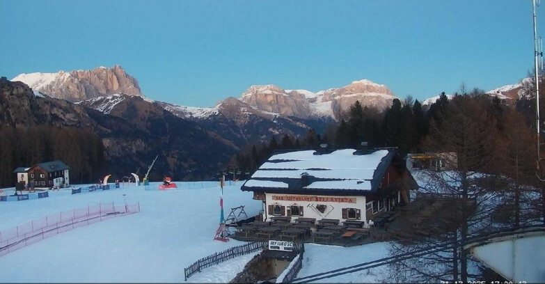 Webcam Vigo di Fassa-Pera-Ciampedìe - Vigo - verso Sassolungo e Pordoi