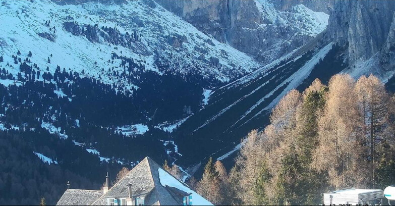 Webcam Vigo di Fassa-Pera-Ciampedìe - Vigo - Conca del Gardeccia