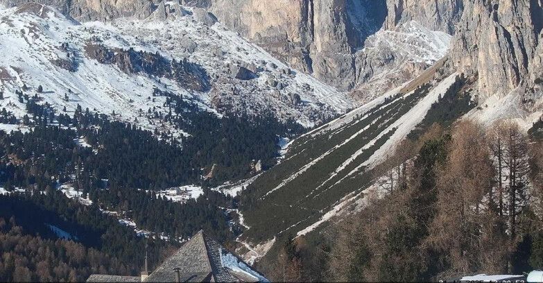 Webcam Виго-ди-Фасса-Пера-Чампедие  - Vigo - Conca del Gardeccia