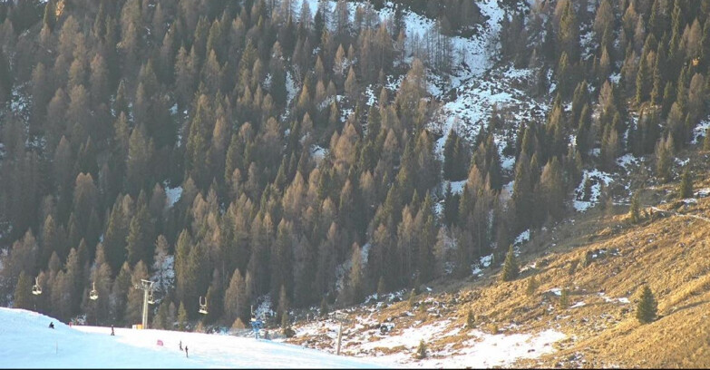 Webcam San Martino di Castrozza - Passo Rolle - Tognola - Pista Scandola