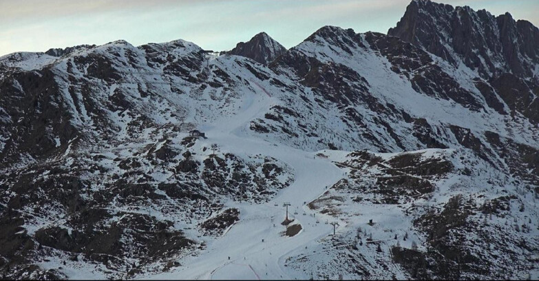 Webcam San Martino di Castrozza - Passo Rolle - Cima Tognola - Pista