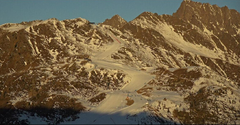 Webcam San Martino di Castrozza - Passo Rolle - Cima Tognola - Pista