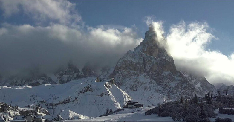Webcam Сан-Мартино-ди-Кастроцца - Пассо-Ролле - Passo Rolle - Il Cimone
