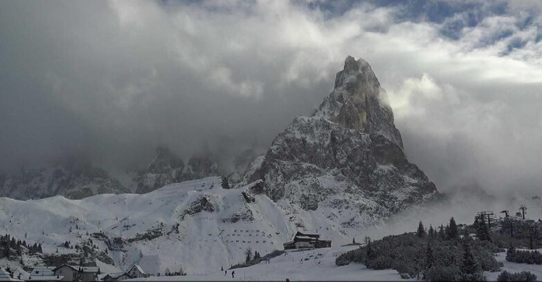 Webcam Сан-Мартино-ди-Кастроцца - Пассо-Ролле - Passo Rolle - Il Cimone