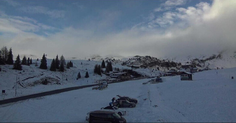 Webcam San Martino di Castrozza - Passo Rolle - Passo Rolle - Castellazzo