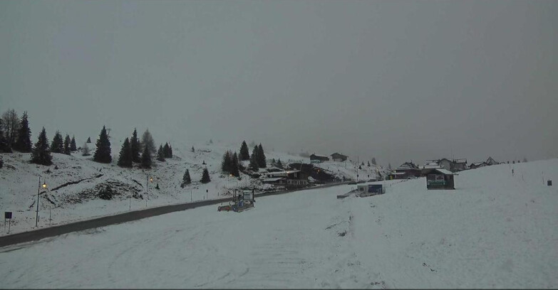 Webcam San Martino di Castrozza - Passo Rolle - Passo Rolle - Castellazzo