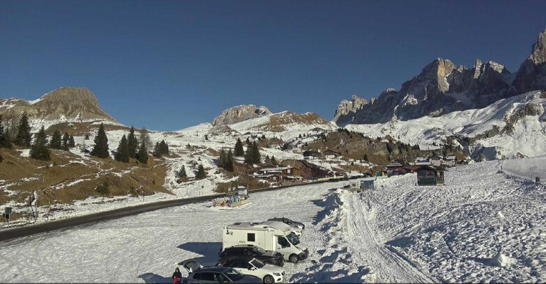 Webcam San Martino di Castrozza - Passo Rolle  - Passo Rolle - Castellazzo