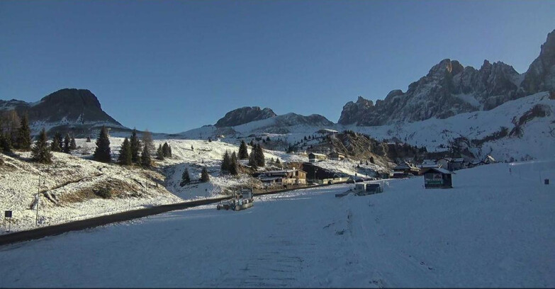 Webcam San Martino di Castrozza - Passo Rolle  - Passo Rolle - Castellazzo