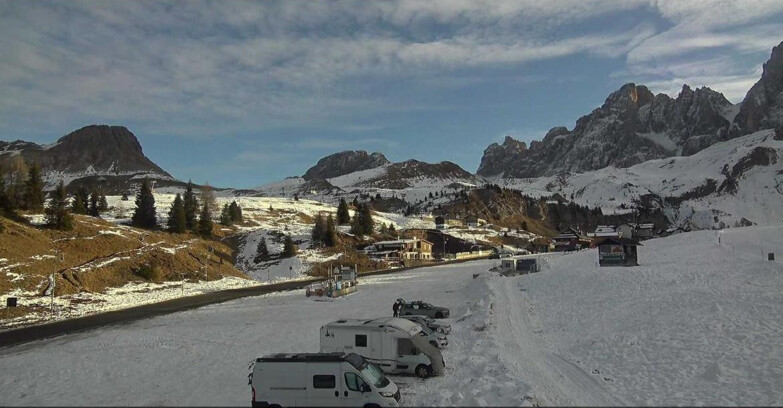 Webcam San Martino di Castrozza - Passo Rolle - Passo Rolle - Castellazzo