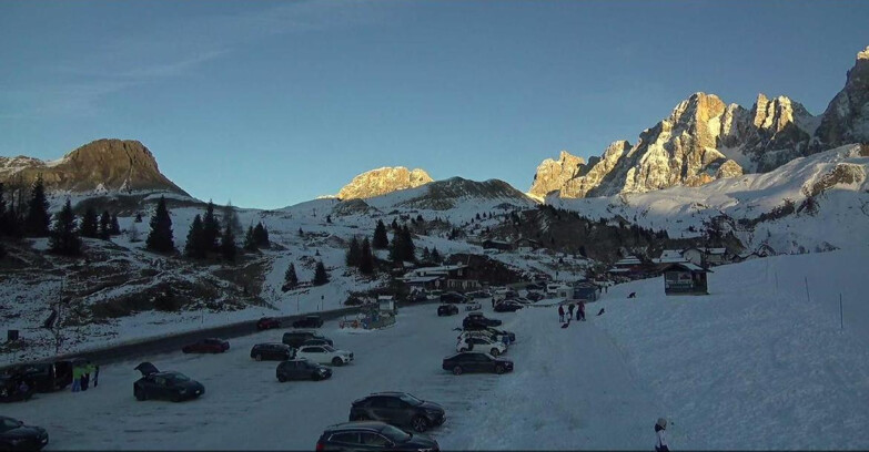 Webcam San Martino di Castrozza - Passo Rolle - Passo Rolle - Castellazzo