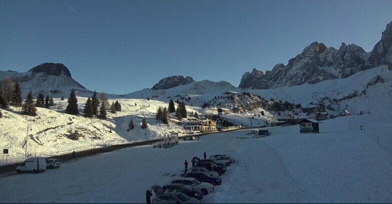 Webcam San Martino di Castrozza - Passo Rolle - Passo Rolle - Castellazzo