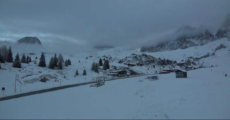 Webcam San Martino di Castrozza - Passo Rolle - Passo Rolle - Castellazzo