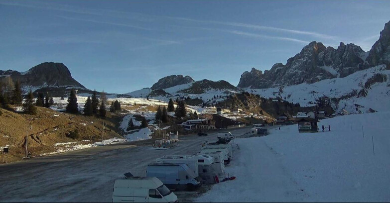 Webcam San Martino di Castrozza - Passo Rolle - Passo Rolle - Castellazzo