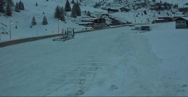 Webcam Сан-Мартино-ди-Кастроцца - Пассо-Ролле - Passo Rolle