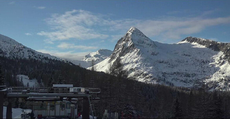 Webcam Сан-Мартино-ди-Кастроцца - Пассо-Ролле - Passo Rolle - Colbricon