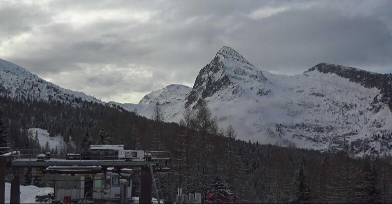 Webcam Сан-Мартино-ди-Кастроцца - Пассо-Ролле - Passo Rolle - Colbricon