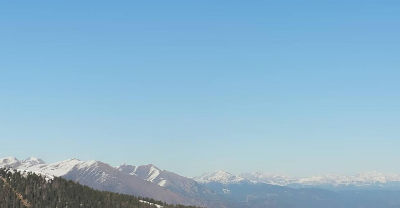 Webcam Madonna di Campiglio (Skiarea Campiglio Dolomiti di Brenta - Val di Sole Val Rendena) - Area Grostè