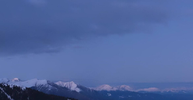 Webcam Madonna di Campiglio (Skiarea Campiglio Dolomiti di Brenta - Val di Sole Val Rendena) - Area Grostè