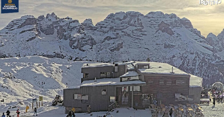 Webcam Madonna di Campiglio - Chalet Spinale