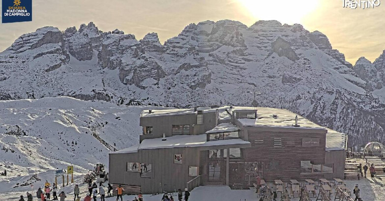 Webcam Madonna di Campiglio - Chalet Spinale