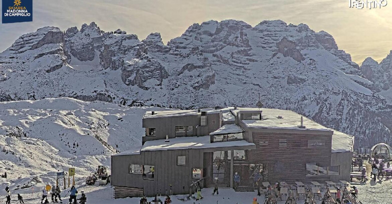 Webcam Madonna di Campiglio - Chalet Spinale