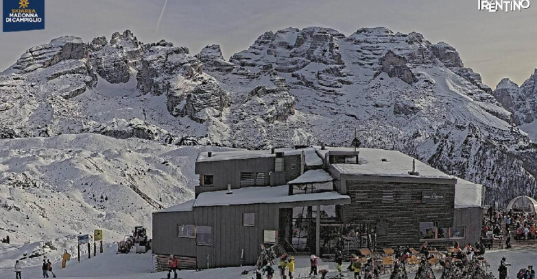 Webcam Madonna di Campiglio - Chalet Spinale