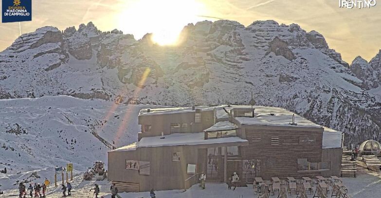 Webcam Madonna di Campiglio - Chalet Spinale