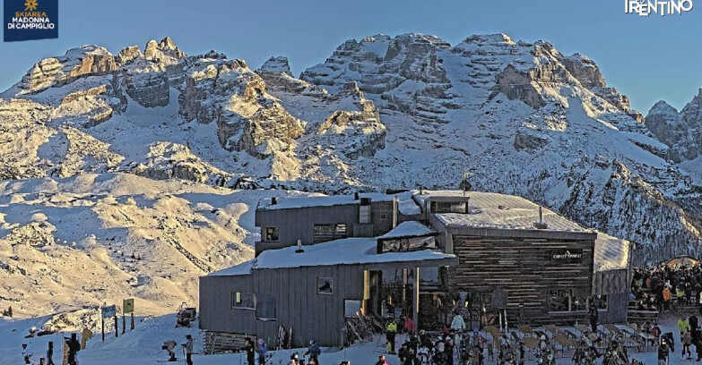 Webcam Madonna di Campiglio - Chalet Spinale