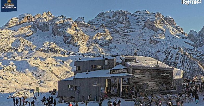 Webcam Мадонна-ди-Кампильо  - Мадонна-ди-Кампильо -Chalet Spinale