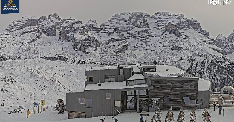 Webcam Madonna di Campiglio - Chalet Spinale