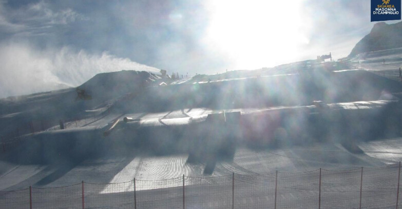Webcam Madonna di Campiglio (Skiarea Campiglio Dolomiti di Brenta - Val di Sole Val Rendena) - Brenta Dolomites