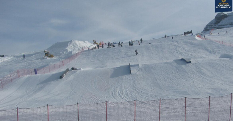 Webcam Madonna di Campiglio (Skiarea Campiglio Dolomiti di Brenta - Val di Sole Val Rendena) - Brenta Dolomites