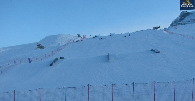 Webcam Madonna di Campiglio (Skiarea Campiglio Dolomiti di Brenta - Val di Sole Val Rendena) - Brenta Dolomites
