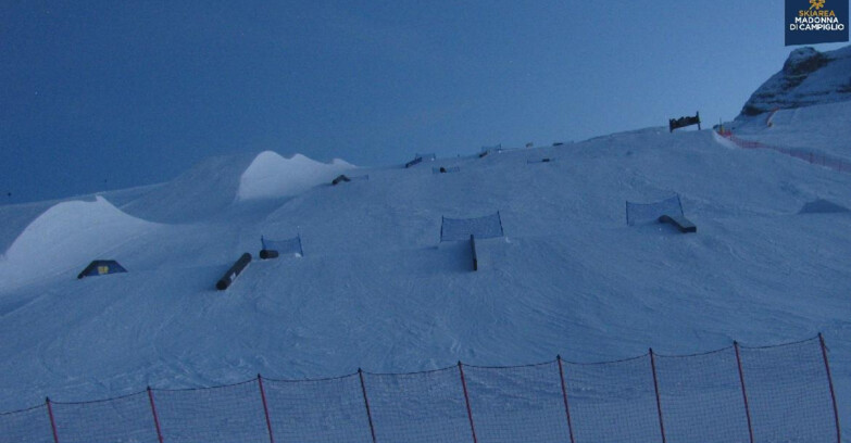 Webcam Madonna di Campiglio (Skiarea Campiglio Dolomiti di Brenta - Val di Sole Val Rendena) - Brenta Dolomites