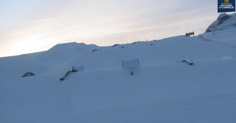 Webcam Madonna di Campiglio (Skiarea Campiglio Dolomiti di Brenta - Val di Sole Val Rendena) - Brenta Dolomites