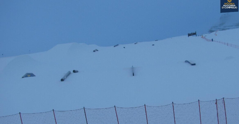 Webcam Madonna di Campiglio (Skiarea Campiglio Dolomiti di Brenta - Val di Sole Val Rendena) - Brenta Dolomites