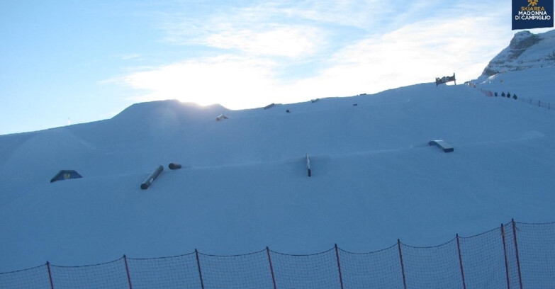 Webcam Madonna di Campiglio (Skiarea Campiglio Dolomiti di Brenta - Val di Sole Val Rendena) - Brenta Dolomites