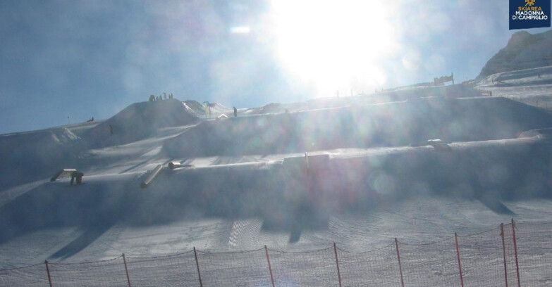 Webcam Madonna di Campiglio (Skiarea Campiglio Dolomiti di Brenta - Val di Sole Val Rendena) - Brenta Dolomites