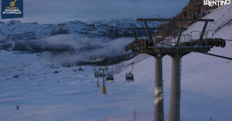 Webcam Madonna di Campiglio - From Grostè 