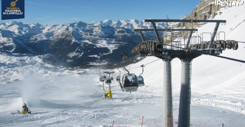 Webcam Madonna di Campiglio - From Grostè 