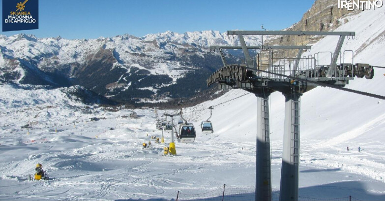 Webcam Madonna di Campiglio - From Grostè 