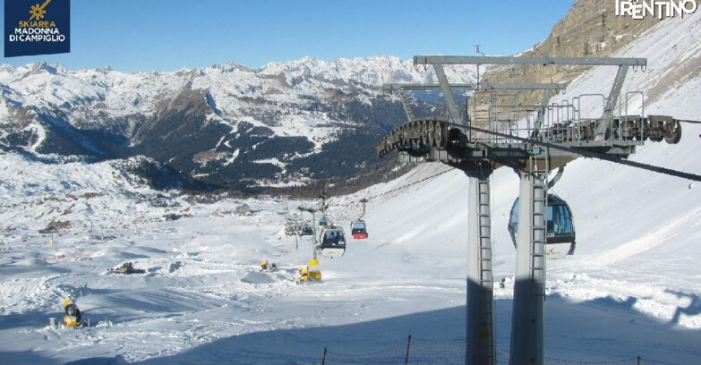 Webcam Madonna di Campiglio - From Grostè 