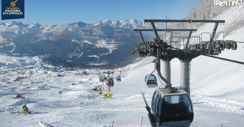 Webcam Madonna di Campiglio - From Grostè 